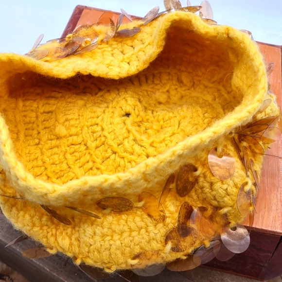 Vintage Knit Hat • Spangles • Mustard Yellow • 60s/70s - Picture 6 of 6